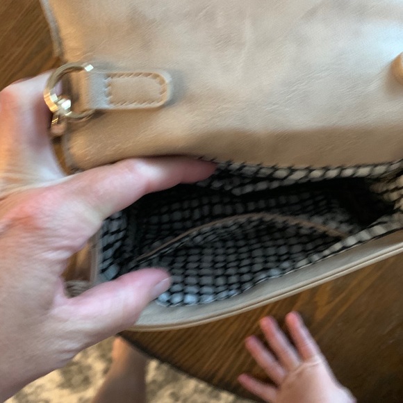 crossbody purse - Picture 3 of 3